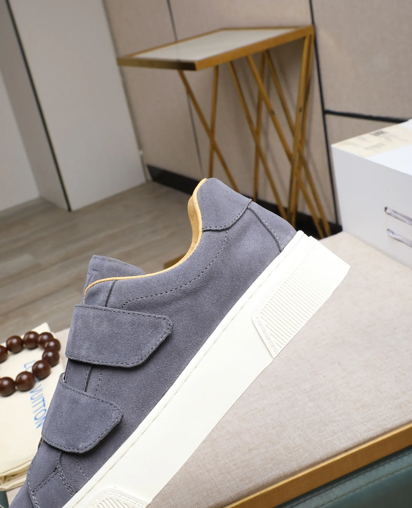Men's shoes 💰460 [LV～] Men's casual shoes 2025z cabinet sales simultaneously 🔶Size: 38-44 #️⃣ 🔷3 colors🔜The upper is made of multi-material splicing➕cow leather lining, comfortable and breathable, sole: original comfortable and wear-resistant outsole, ⚠️real thing📱photographed🎬real thing is better📢📢📢